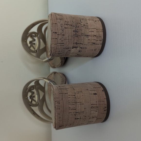 Michael Kors 8.5 Gold Heeled Sandals, NEW - Picture 2 of 11